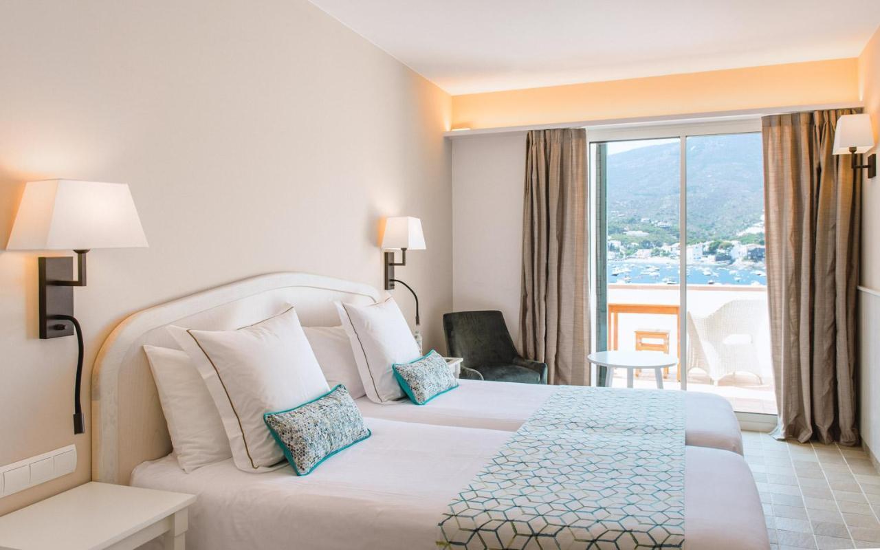 Hotel Playa Sol Кадакес Екстер'єр фото